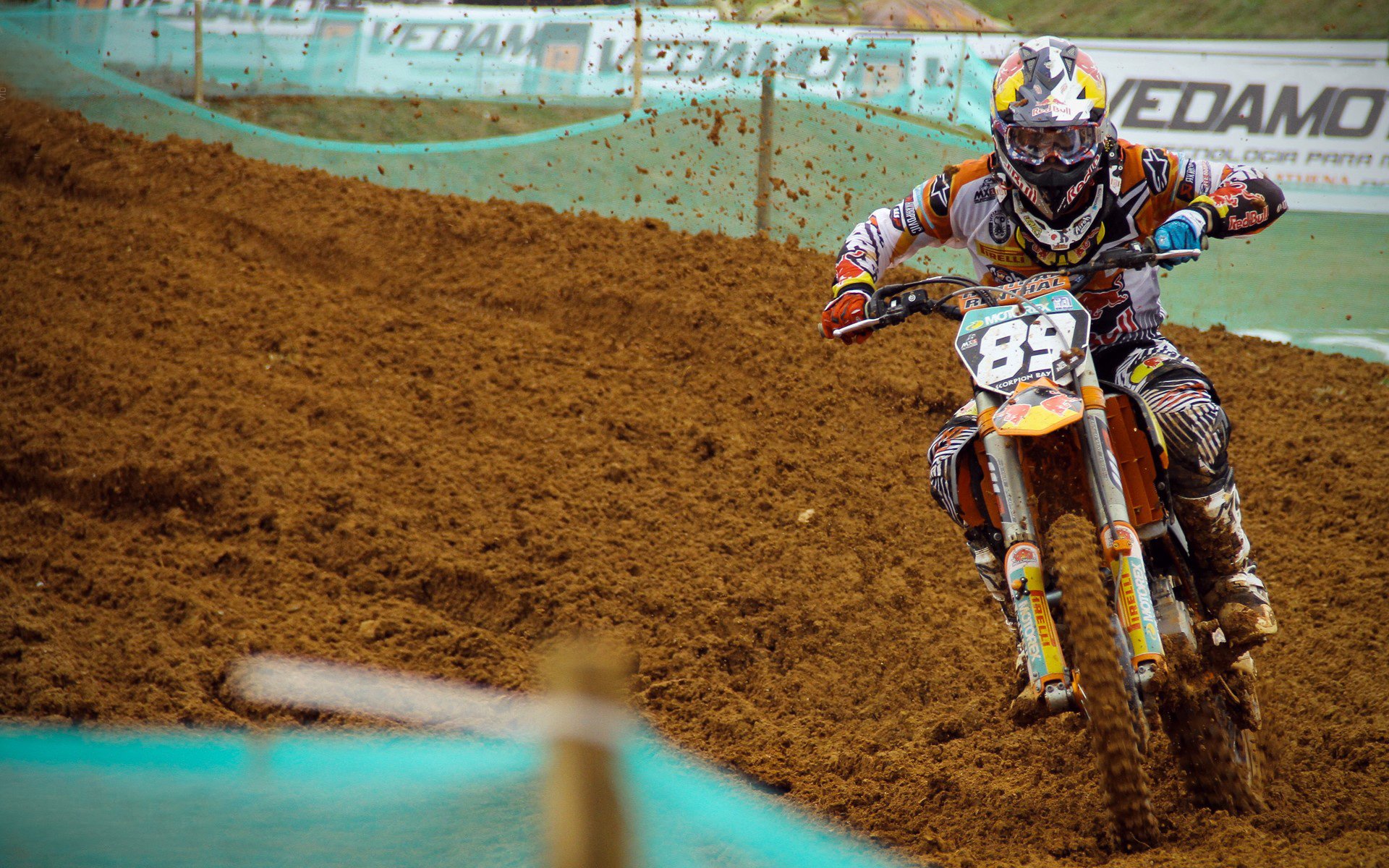 “胡利安·门德斯的领导能力和球技，推动阿根廷美洲狮队成为橄榄球强国”